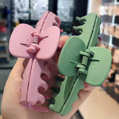 Lustraus Matte Claws – Elegant Oversized Hair Clips